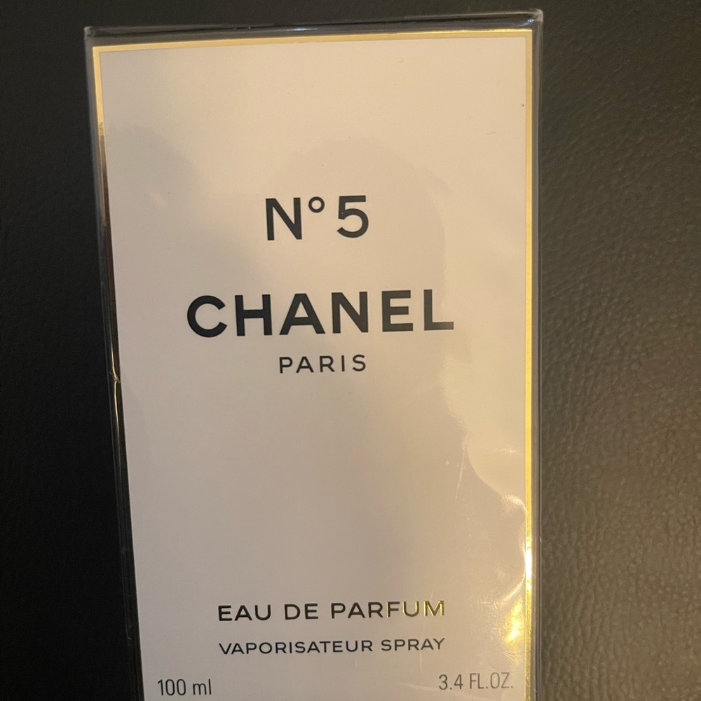 Chanel No 5